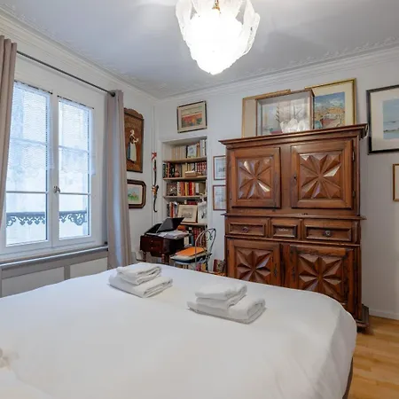 公寓 Elegant 2 Bd With Ac Golden Triangle Location 巴黎